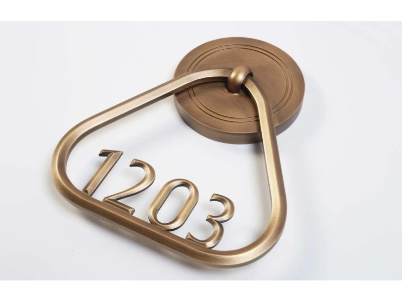 铜/不锈钢浮雕，每件皆是独一无二的艺术品