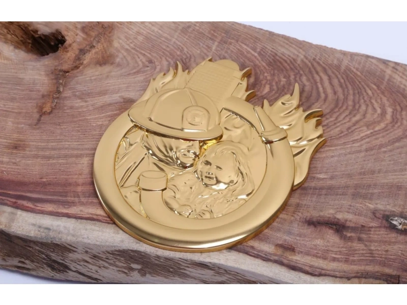 铜/不锈钢浮雕，每件皆是独一无二的艺术品