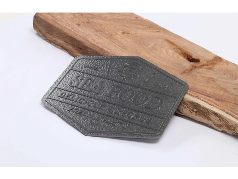 铜/不锈钢浮雕，每件皆是独一无二的艺术品