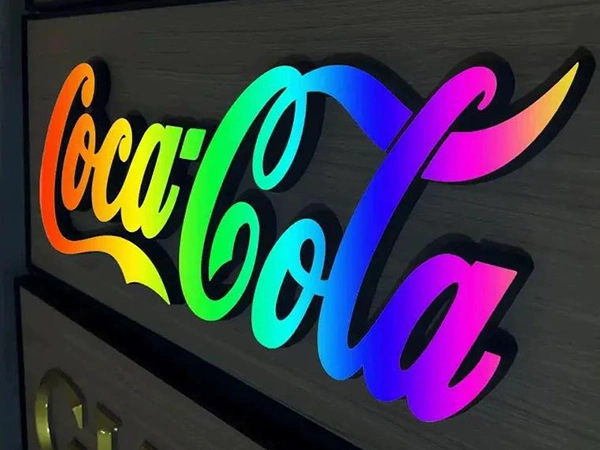 让色彩，随时间起舞