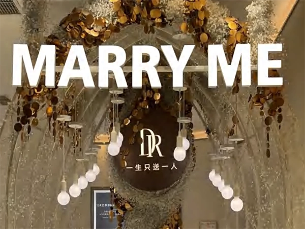 金属与亚克力完美融合一体