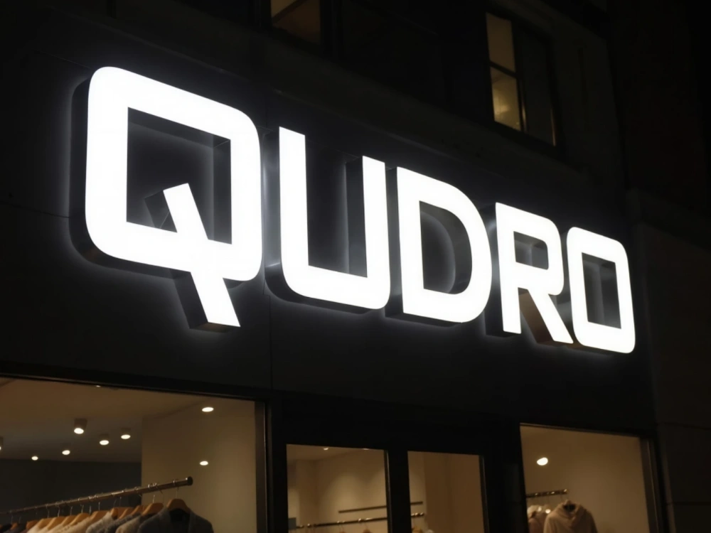 金属与亚克力完美融合一体